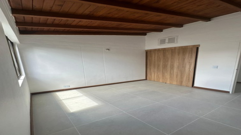 4 Bedrooms Bedrooms, ,2 BathroomsBathrooms,Apartment,For Sale,1186