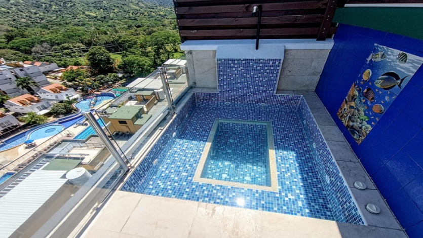 2 Bedrooms Bedrooms, ,3 BathroomsBathrooms,Apartment,For Sale,1189