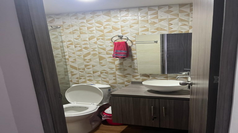 3 Bedrooms Bedrooms, ,2 BathroomsBathrooms,Apartment,For Sale,1195