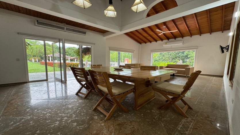 House,For Sale,1198