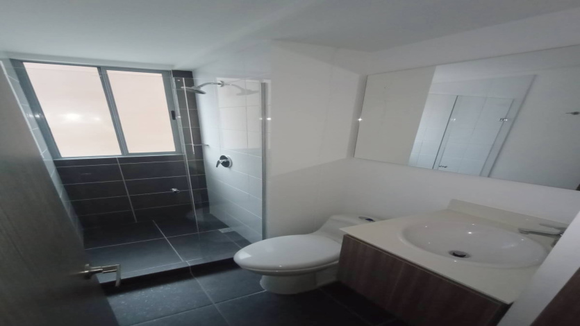 2 Bedrooms Bedrooms, ,3 BathroomsBathrooms,Apartment,For Sale,1201