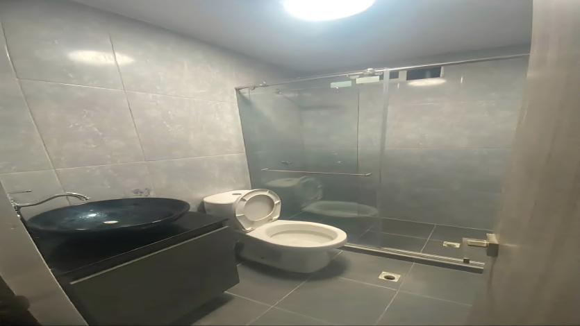 2 Bedrooms Bedrooms, ,2 BathroomsBathrooms,Apartment,For Sale,1205