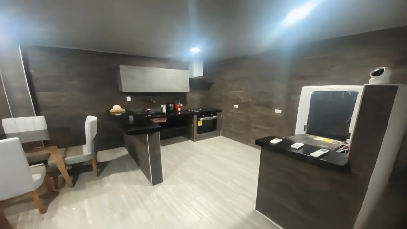 2 Bedrooms Bedrooms, ,2 BathroomsBathrooms,Apartment,For Sale,1205