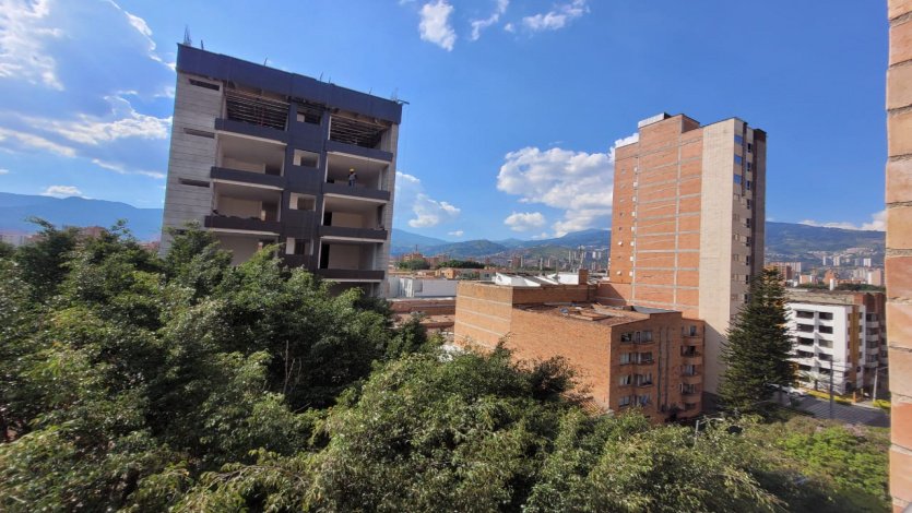 Apartment - Laureles - Medellin